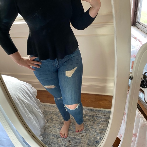 Caroll Black Peplum Sweater - Picture 4 of 12